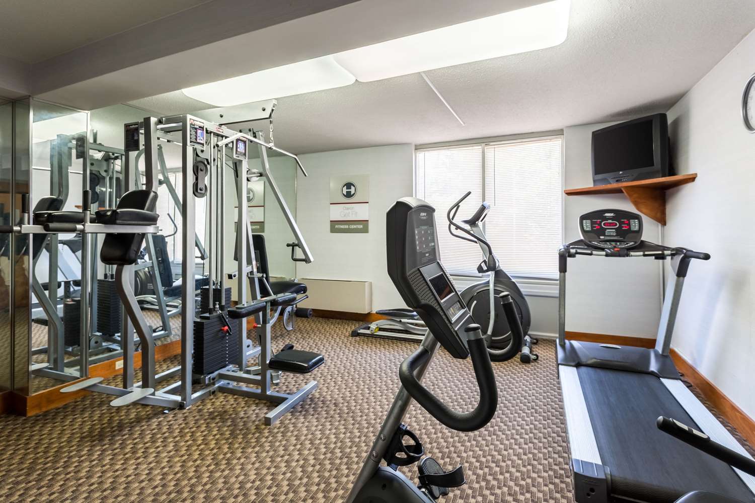 Studio 6 Suites Tupelo MS North 22/37