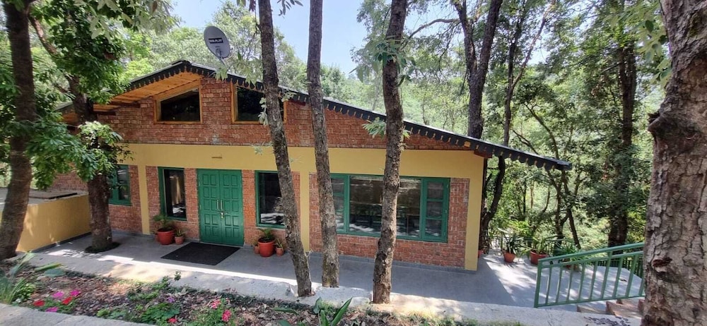 Latitude 29 By The Lake Resort 2/50