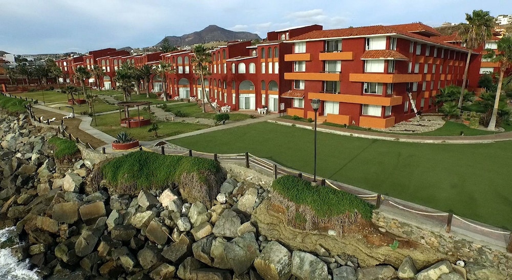 Puerto Nuevo Baja Hotel Villas 2/78