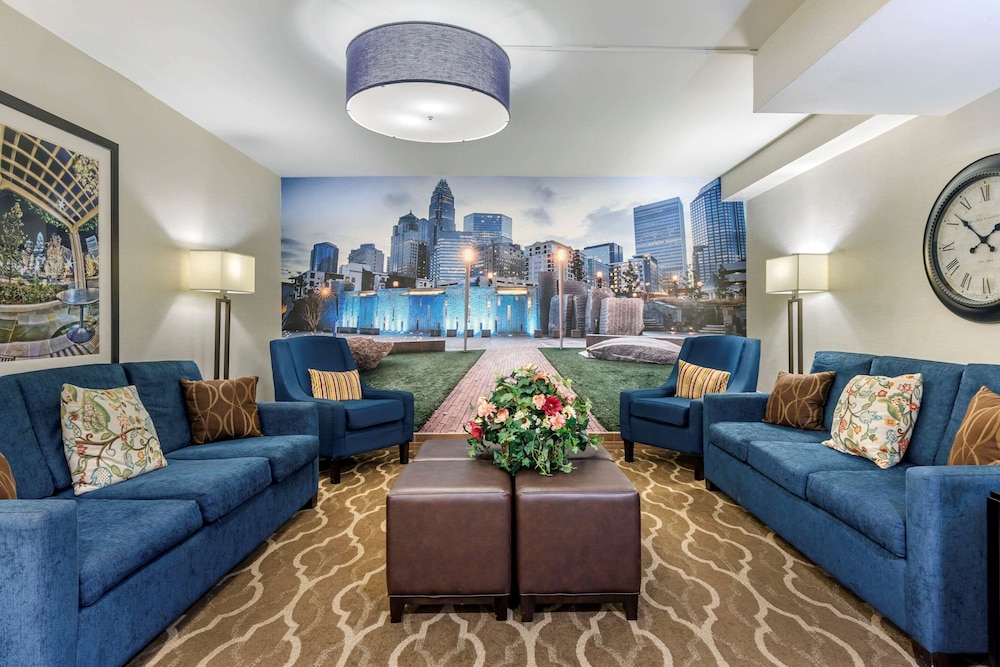 Comfort Inn Charlotte Airport Uptown 27/40