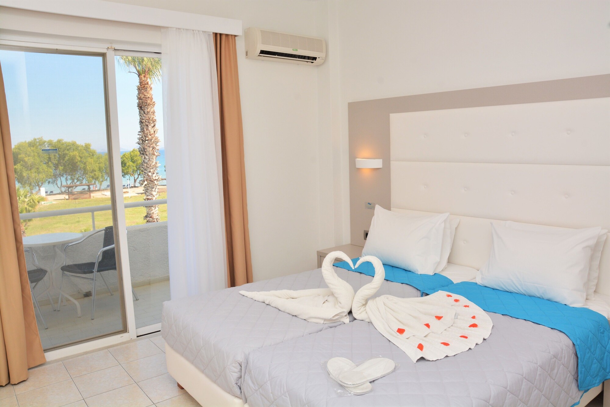 Standard, Double Bed, Sea View