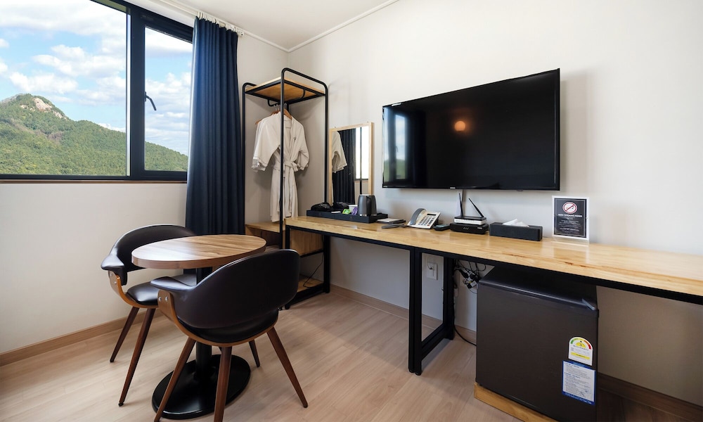 Andong Cm Park Hotel 37/44