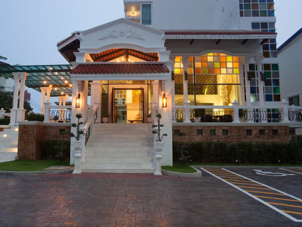 Grand Supicha City Hotel 40/50