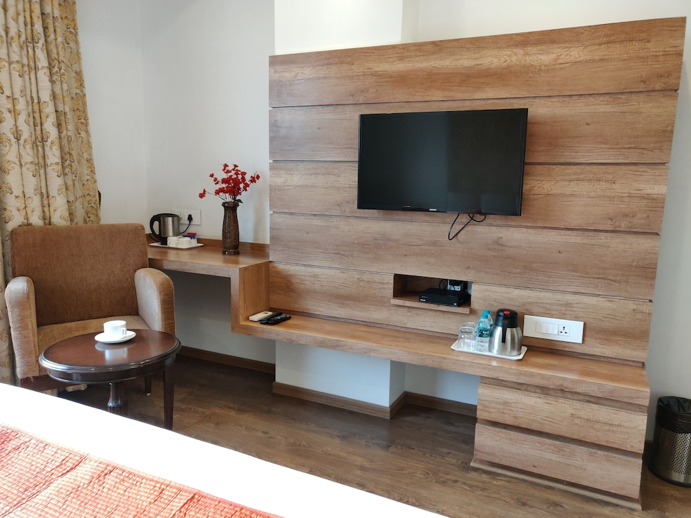 Hotel Yelchiko 20/23