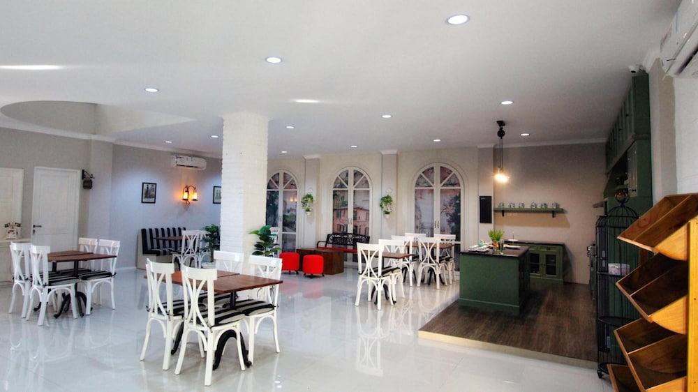Omah Madam Bed & Breakfast 32/44