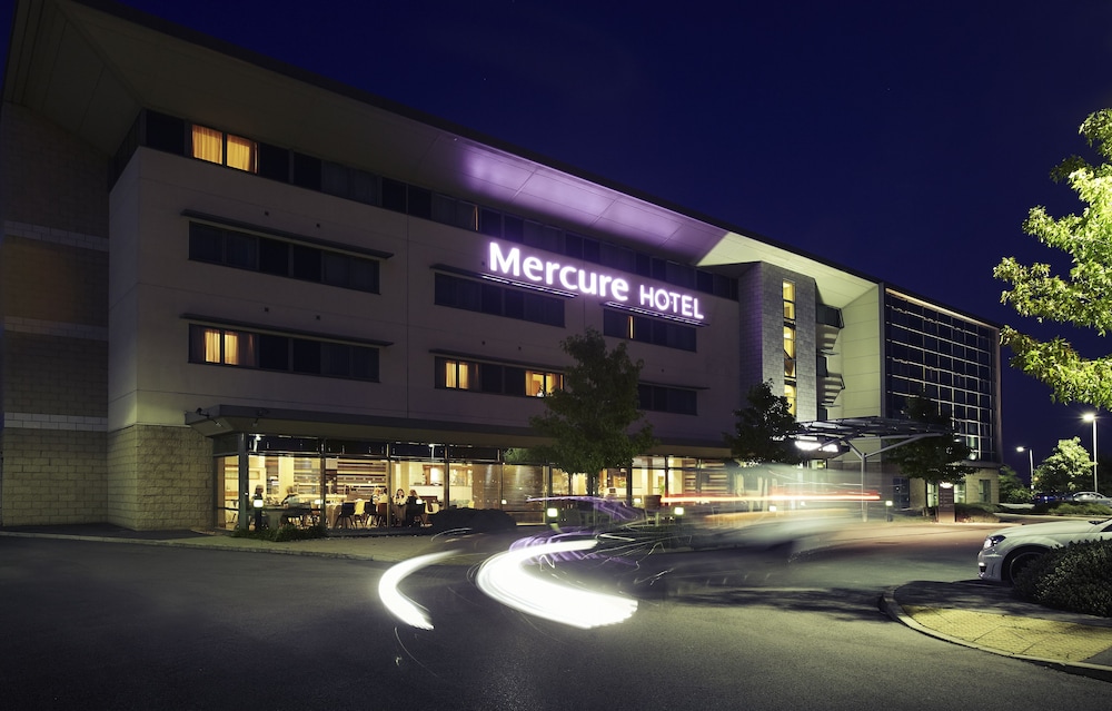 MERCURE SHEFFIELD PARKWAY 3/50