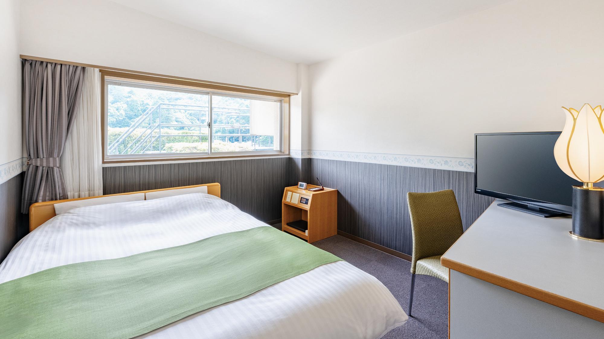Room, Double Bed, Mountain Side, Mountain View