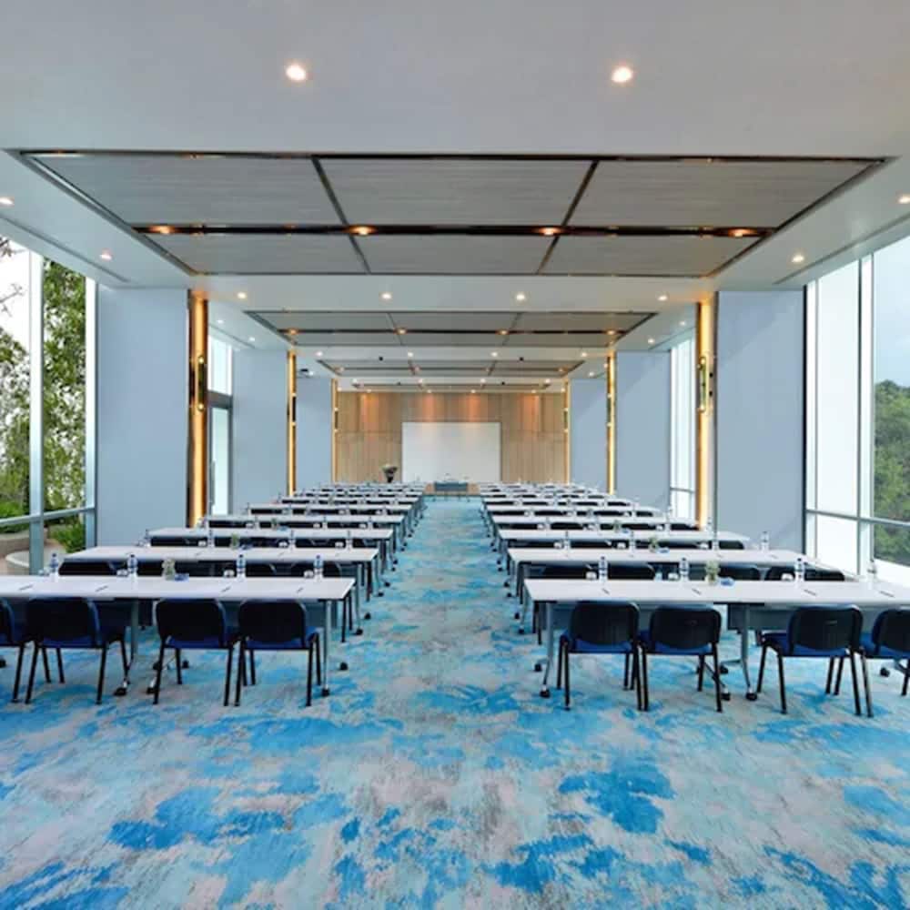 Centre Point Prime Hotel Pattaya 37/50