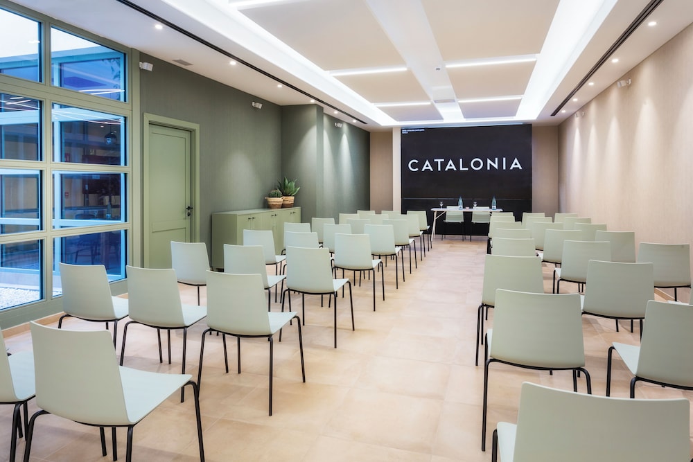 Catalonia Santa Justa 60/70