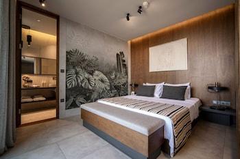 Superior, Suite, King Bed, Sea View, Sofa