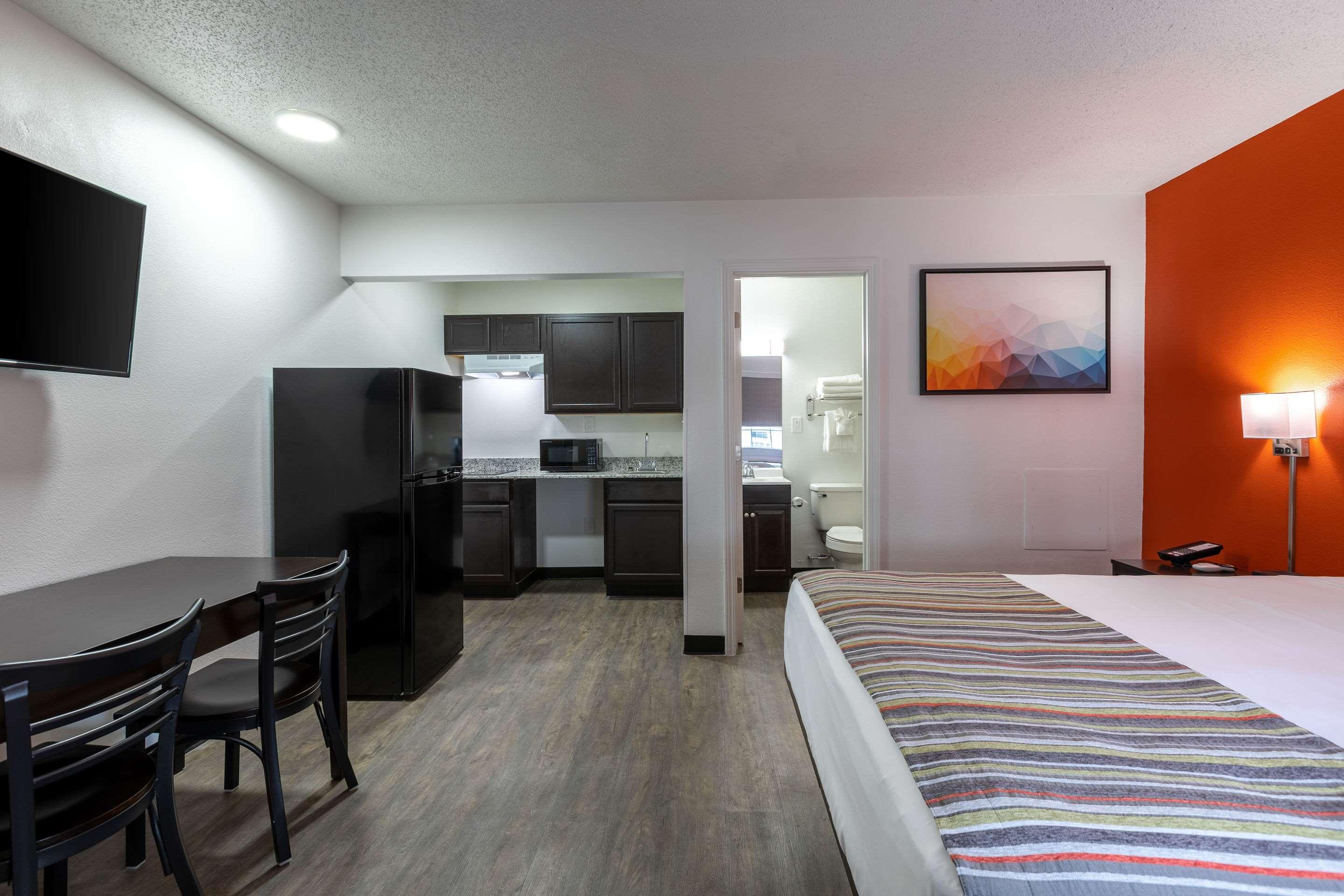 غرفة بسرير كوين، Suburban Studios Spartanburg - I-26 6/7