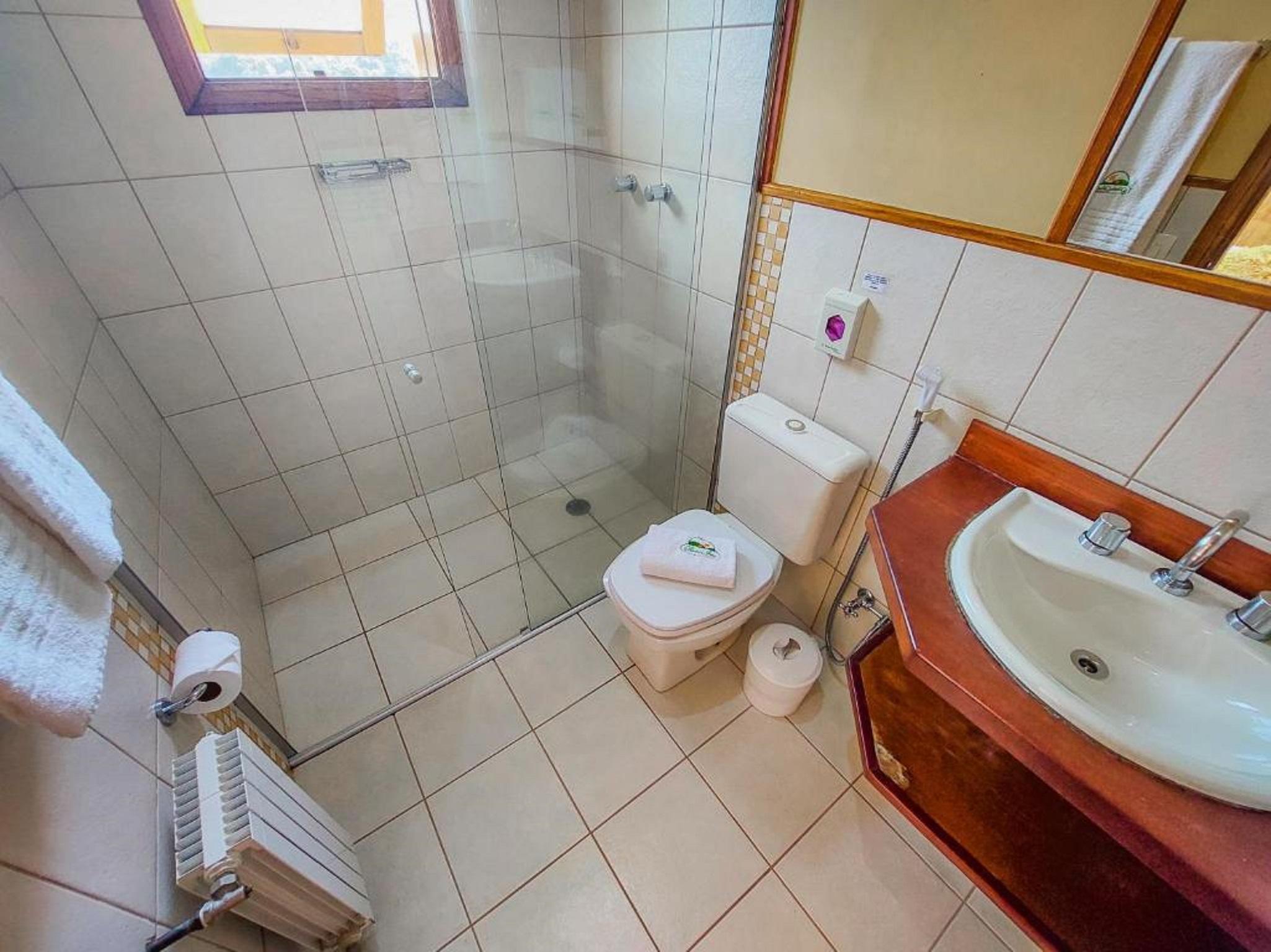 غرفة قياسية مفردة بسرير مزدوج في الطابق الأرضي لذوي الإعاقة، Pousada Victoria Villa 2/2
