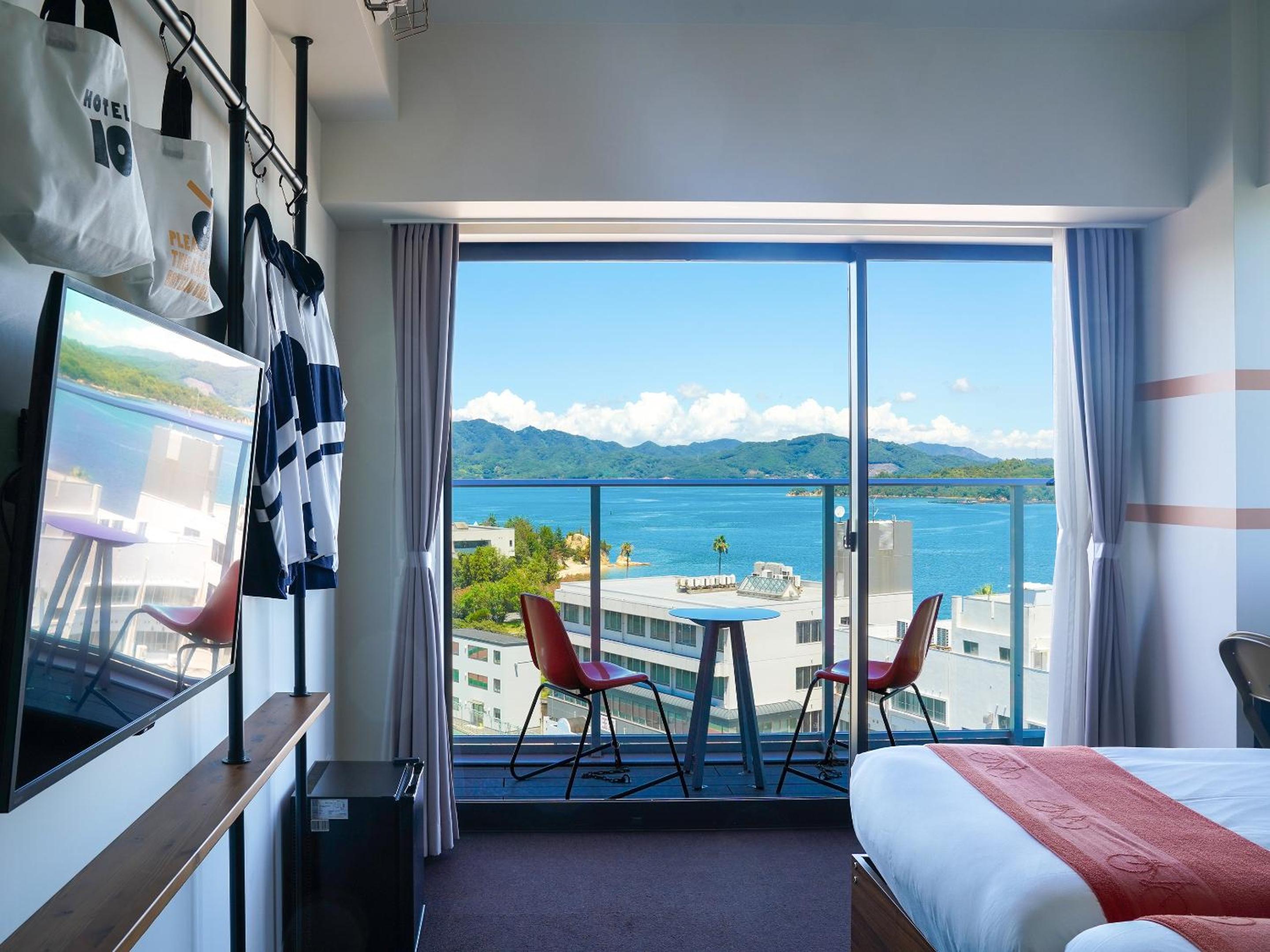 غرفة سوبيريور بسريرين منفصلين بإطلالة على البحر، SETOUCHI KEIRIN HOTEL 10 by Onko Chishin 2/2