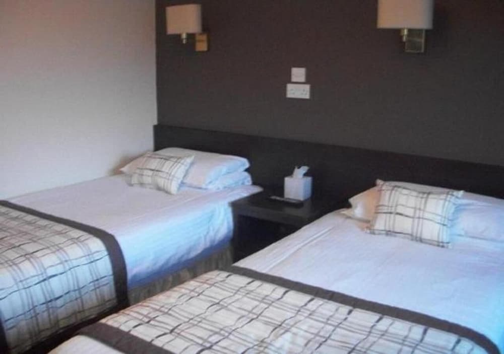 Dunollie Hotel 4/50