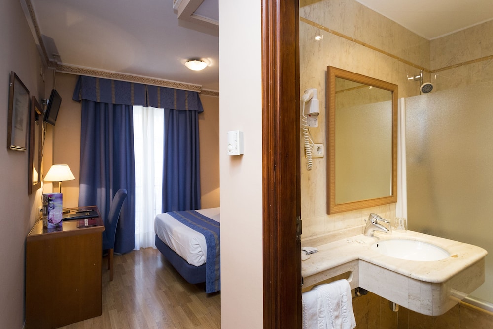 Hotel Dauro Premier 20/76
