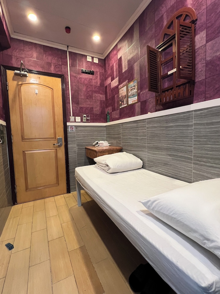 New Garden Hostel 30/39