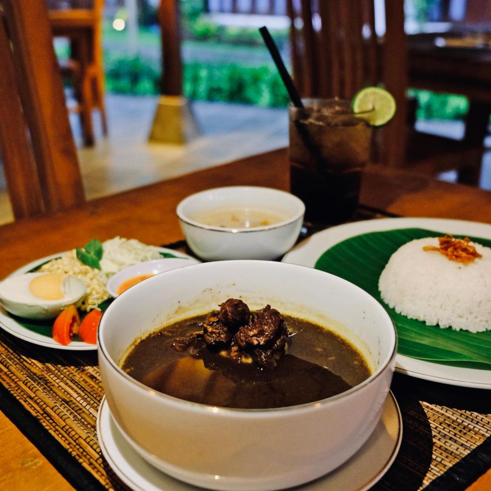 The Nalaya Hotel & Resto 22/49