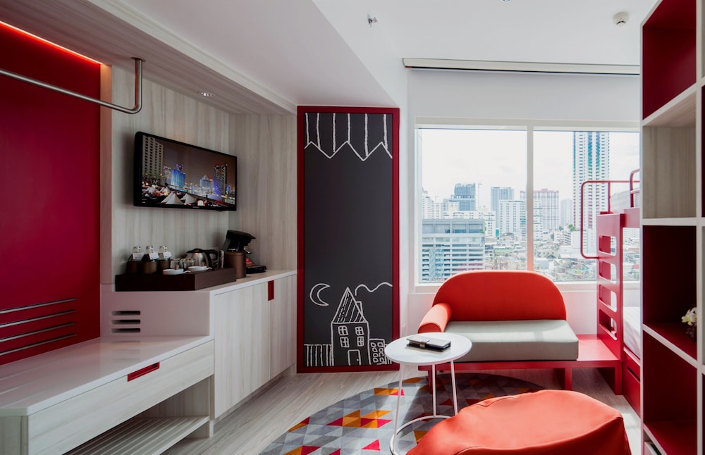 Centara Watergate Pavilion Hotel Bangkok 60/87
