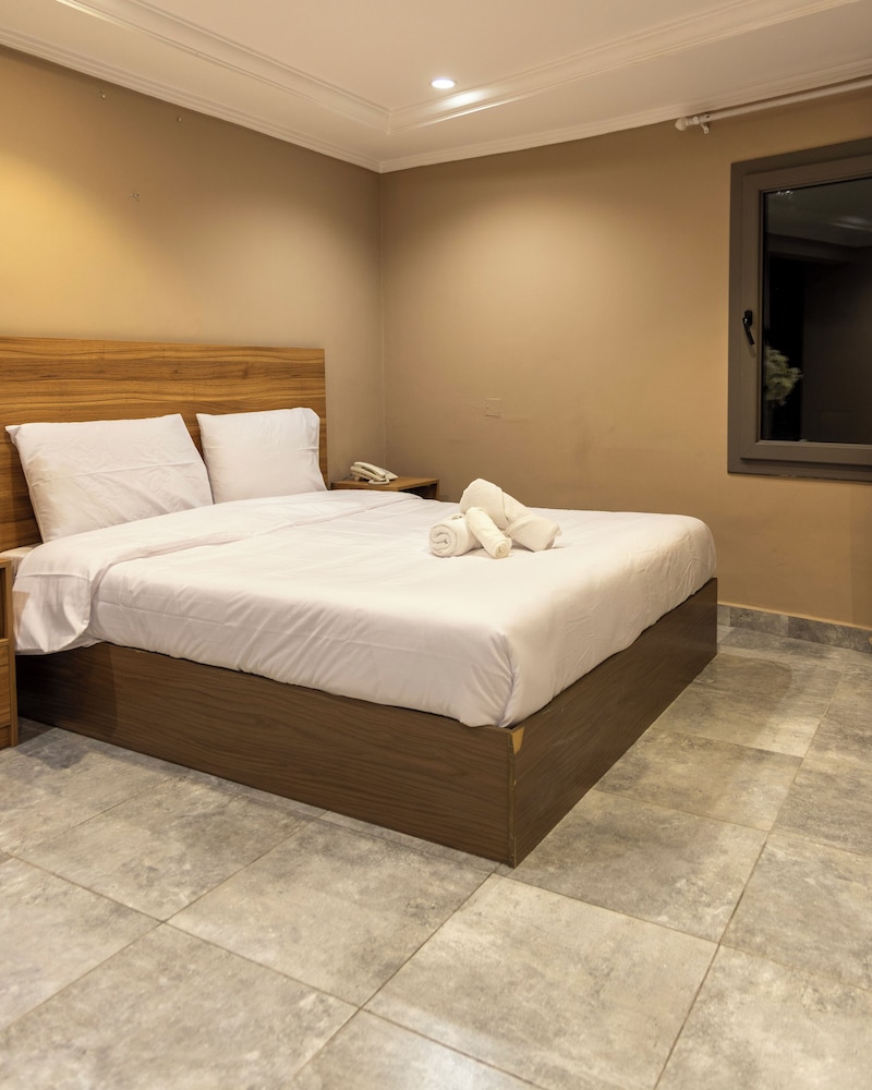 Salmiya Grand Hotel 31/67