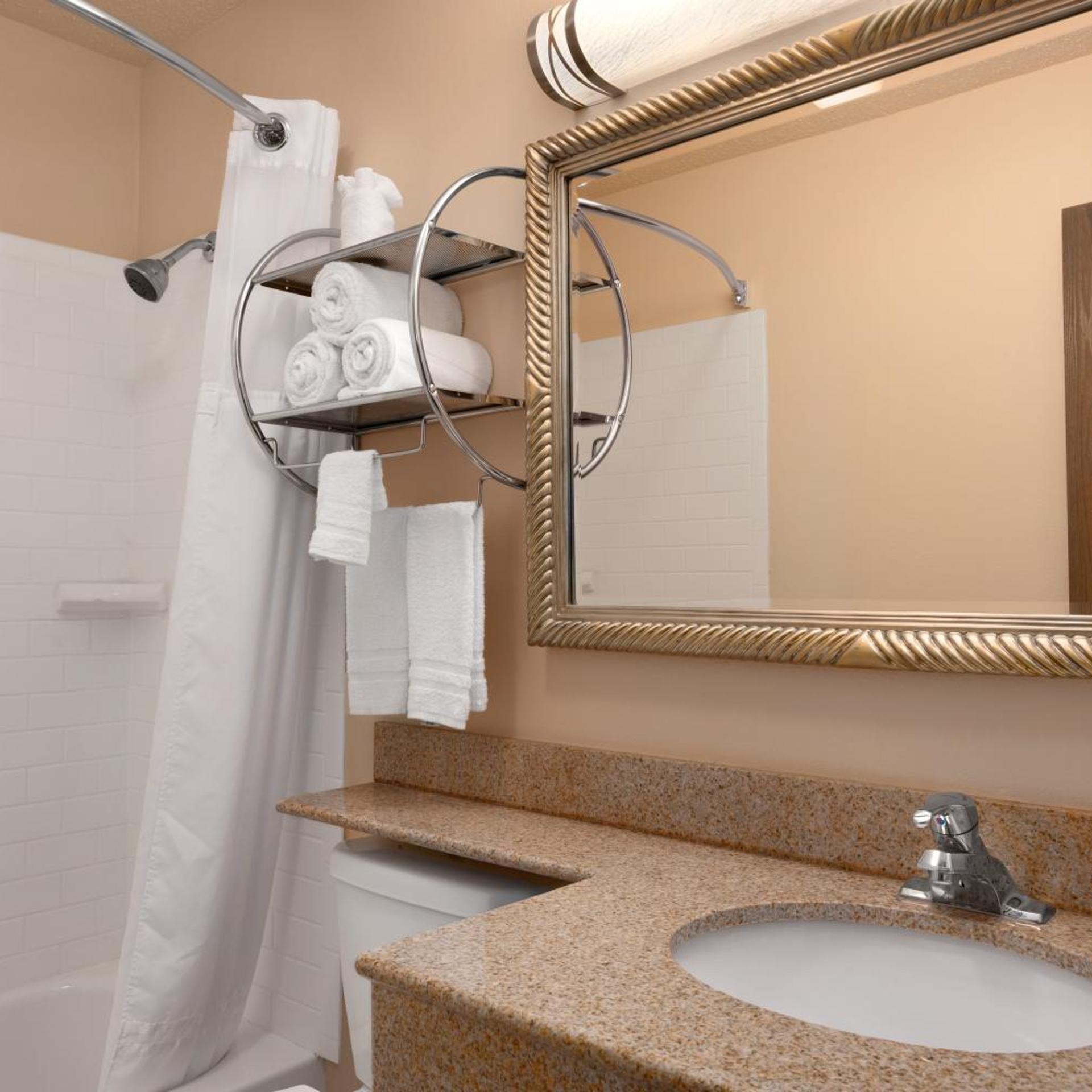 Days Inn By Wyndham Keene Nh 39/41