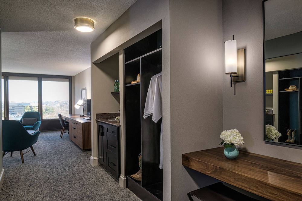 Hotel Preston Nashville Airport 49/70