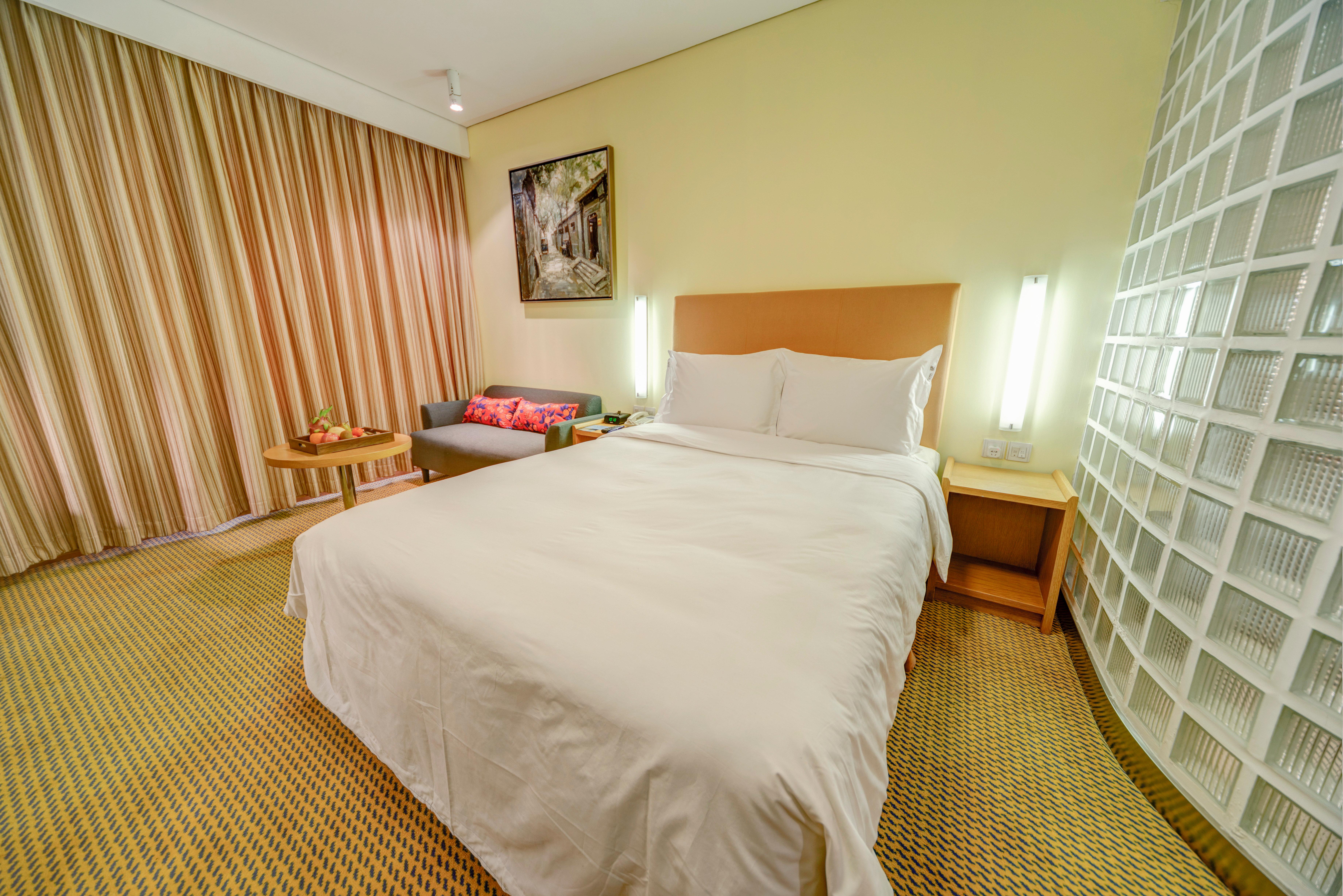 Room, Queen Bed