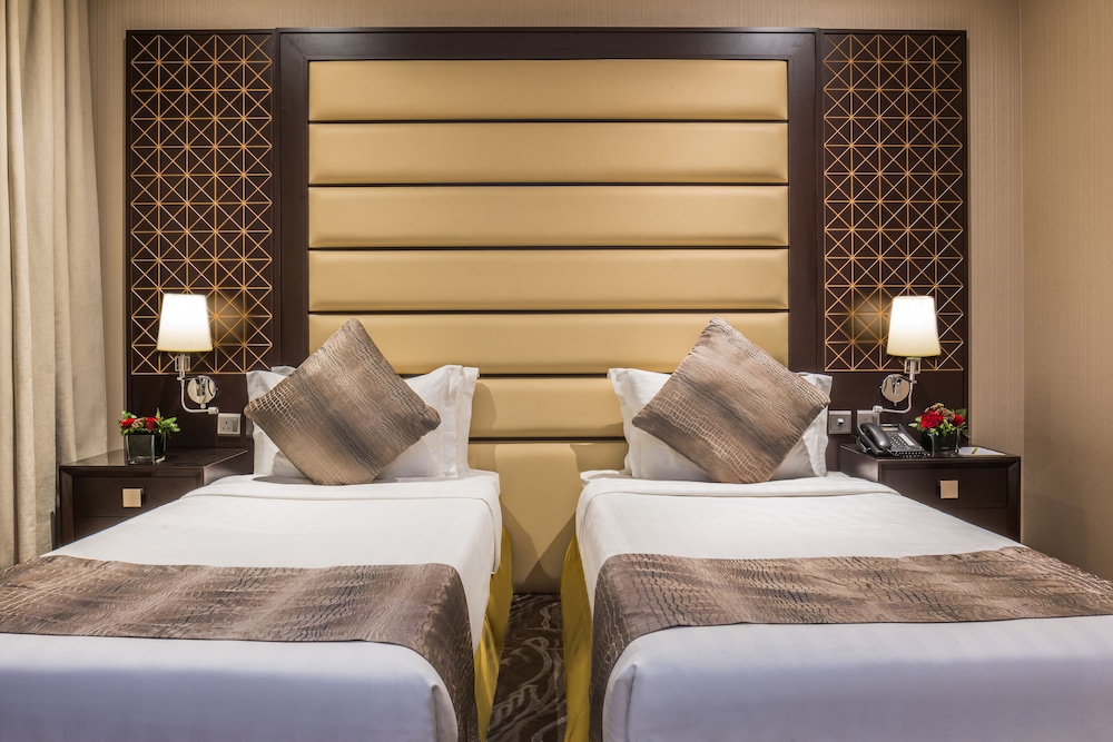 فندق نافيتي ورويك الخبر(Naviti Warwick Al Khobar Hotel) 16/39