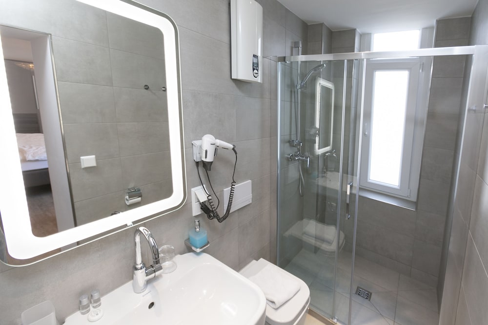 Hotel Prinz Anton 29/40