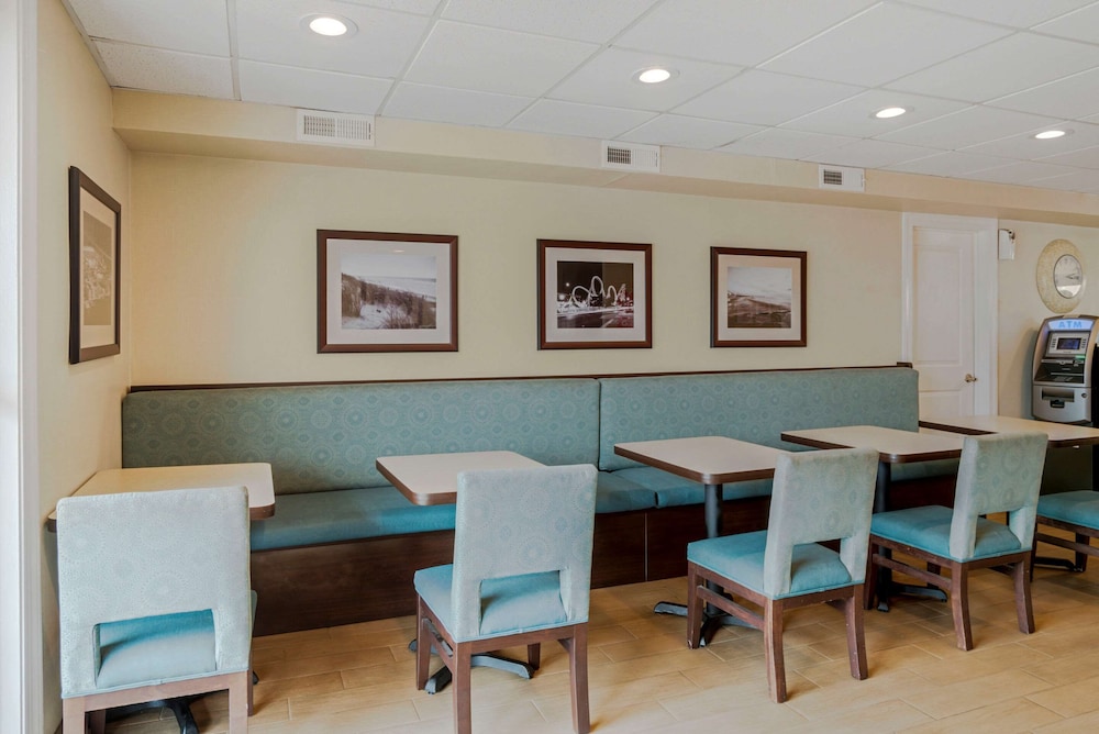 Quality Inn Ocean City Beachfront 30/30