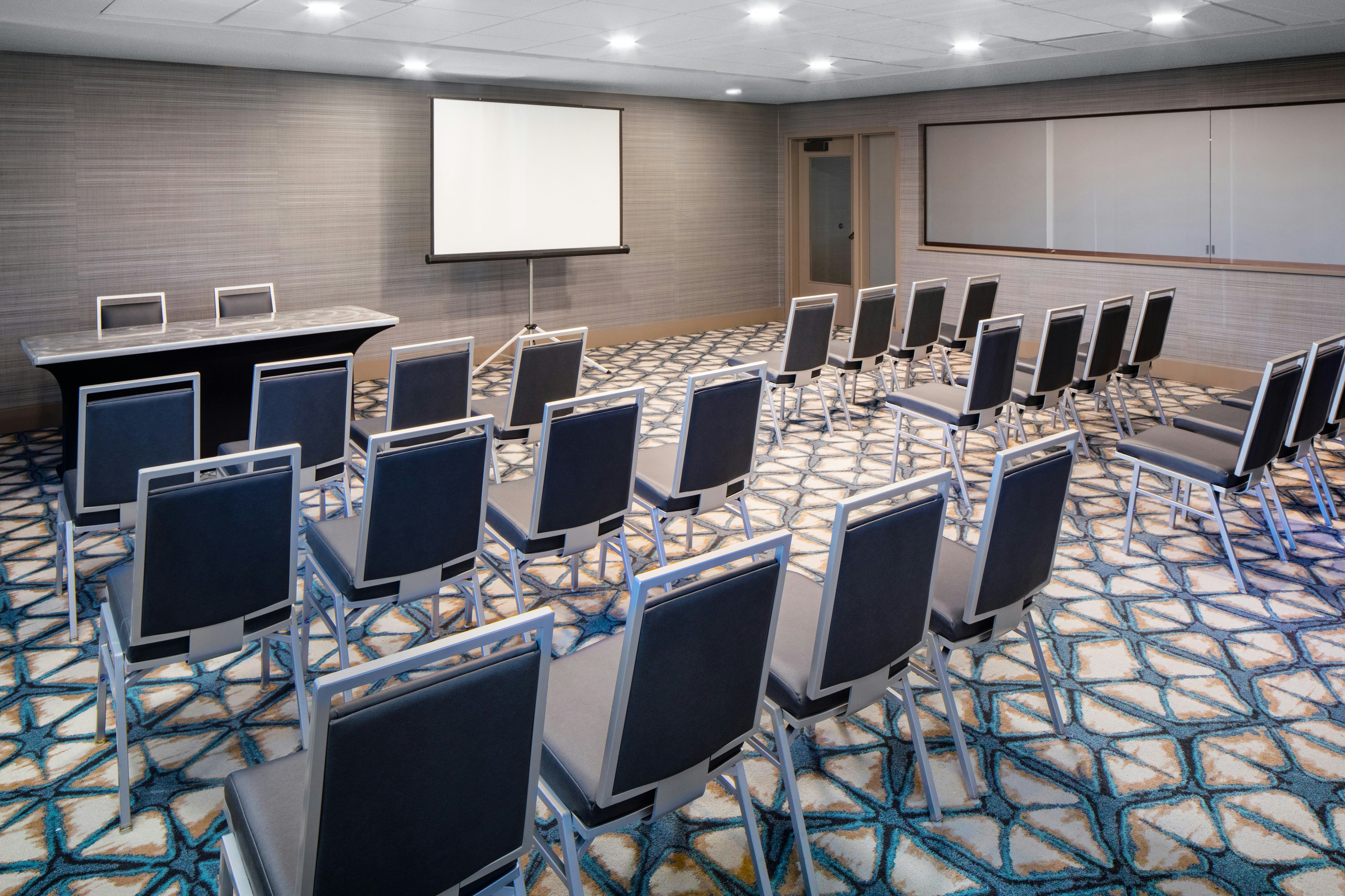 DoubleTree by Hilton Ann Arbor North (ex Holiday Inn Ann Arbor-Near The Univ. Of Mi) 37/49