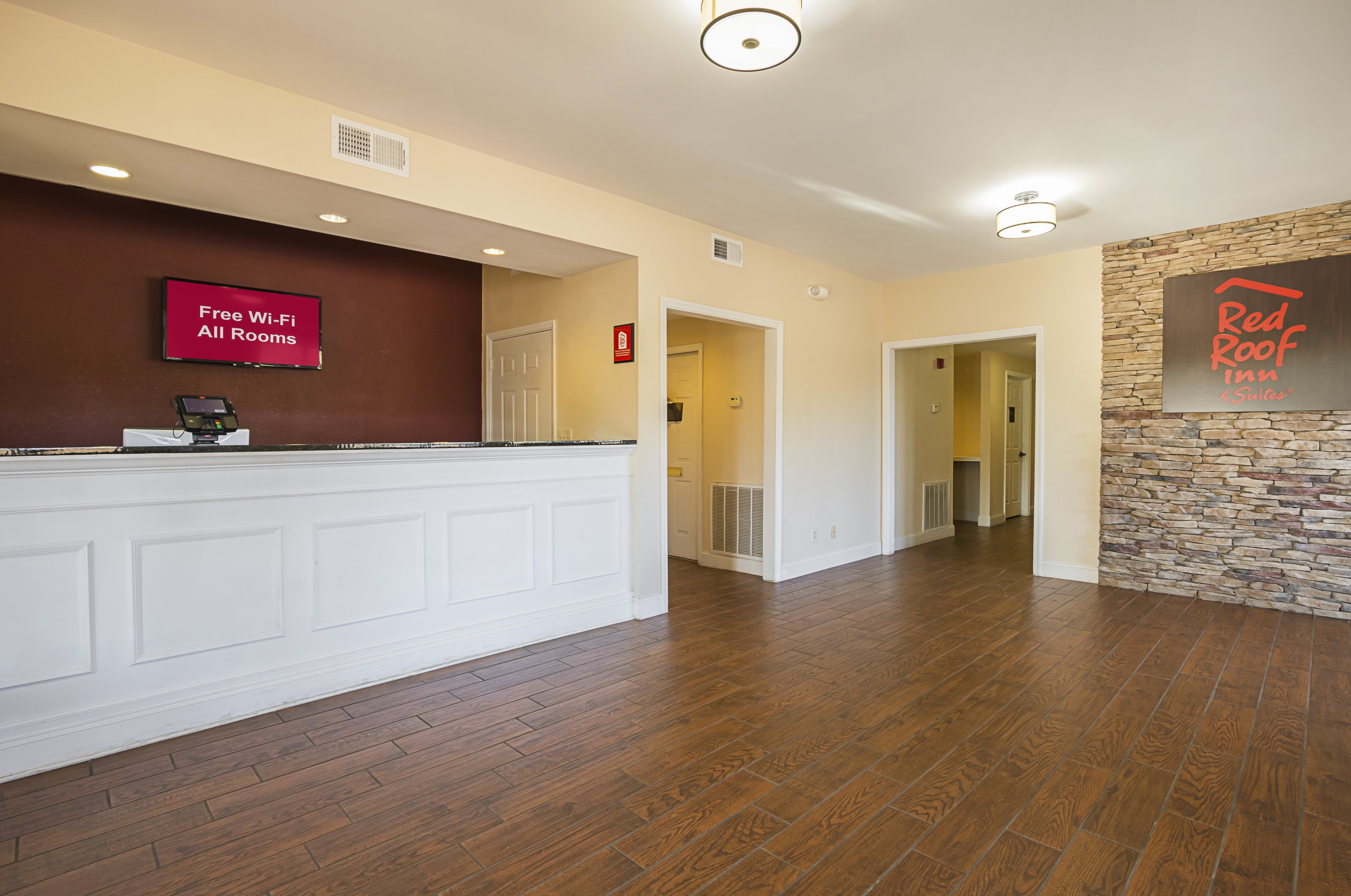 Red Roof Inn And Suites Scottsboro 6/42
