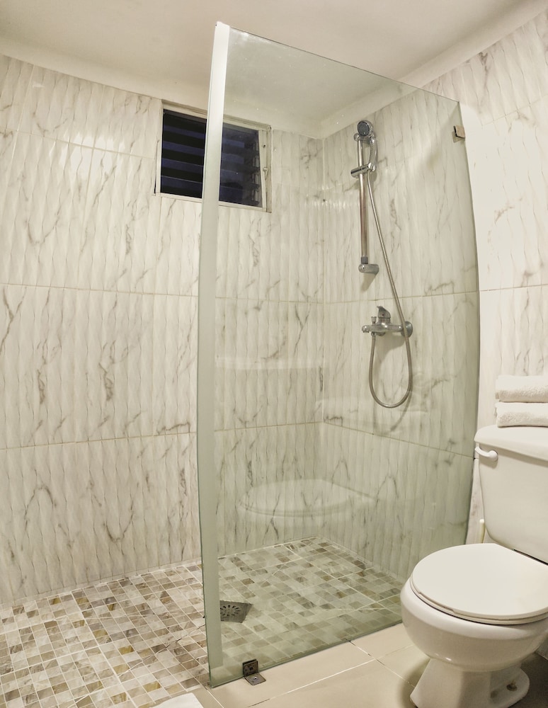 Acuarium Suite Resort 40/42