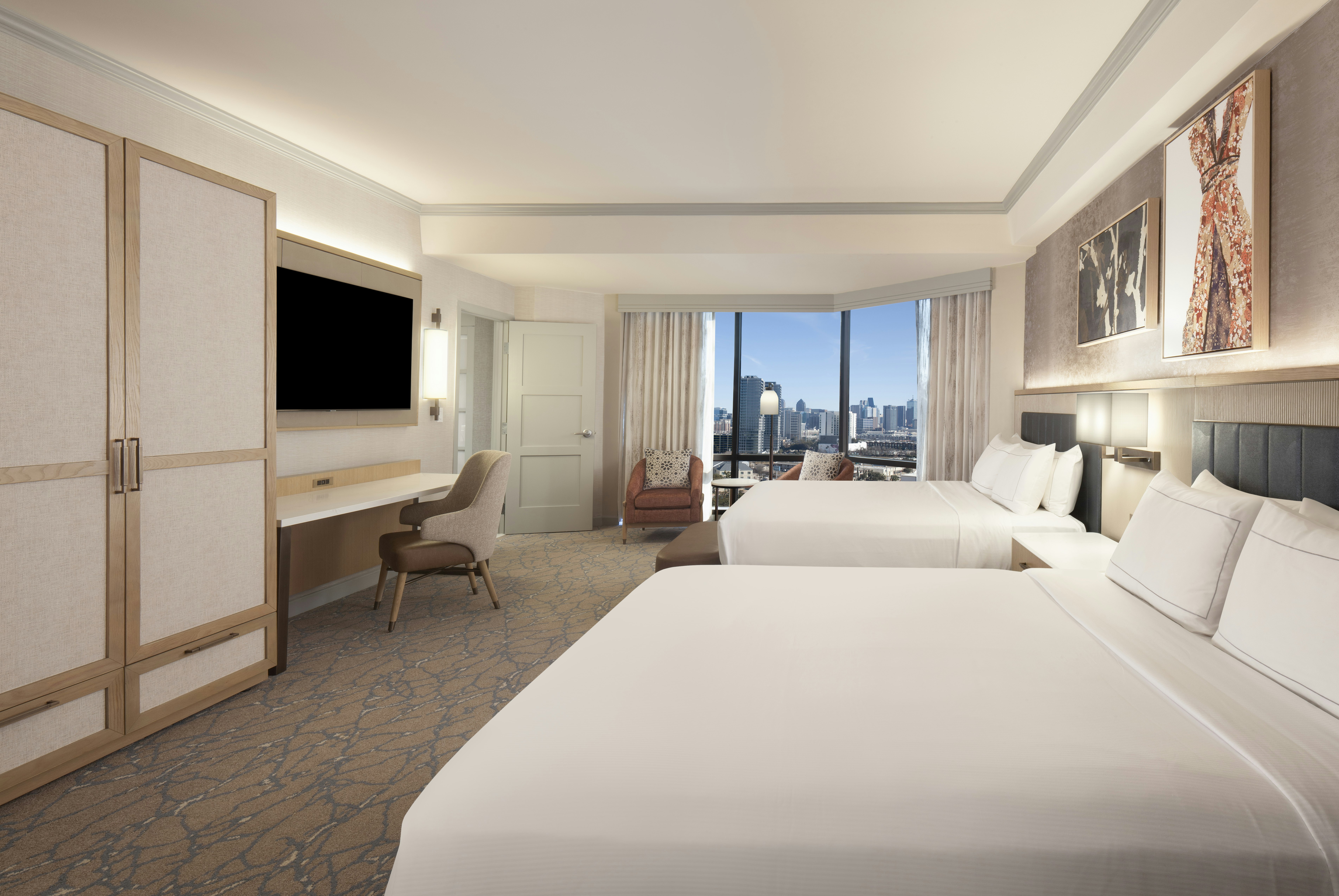Room, 2 Queen Beds, East Tower, Corner