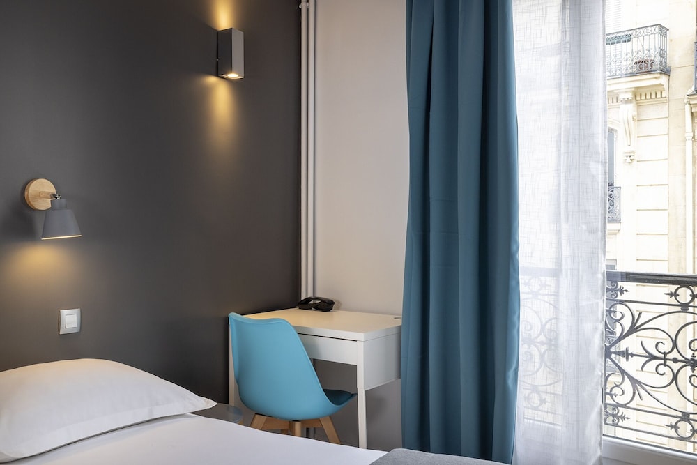 HOTEL PARIS LEGENDRE 22/51