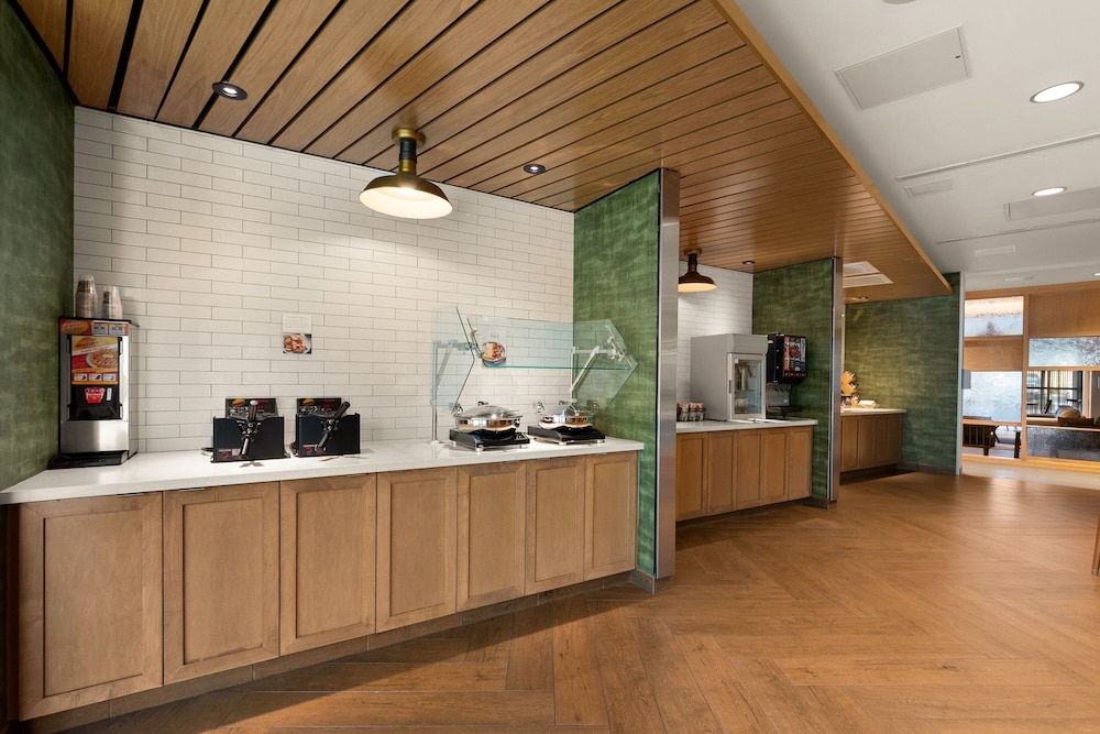 Fairfield Inn & Suites by Marriott Brooksville Suncoast Parkway 5/56