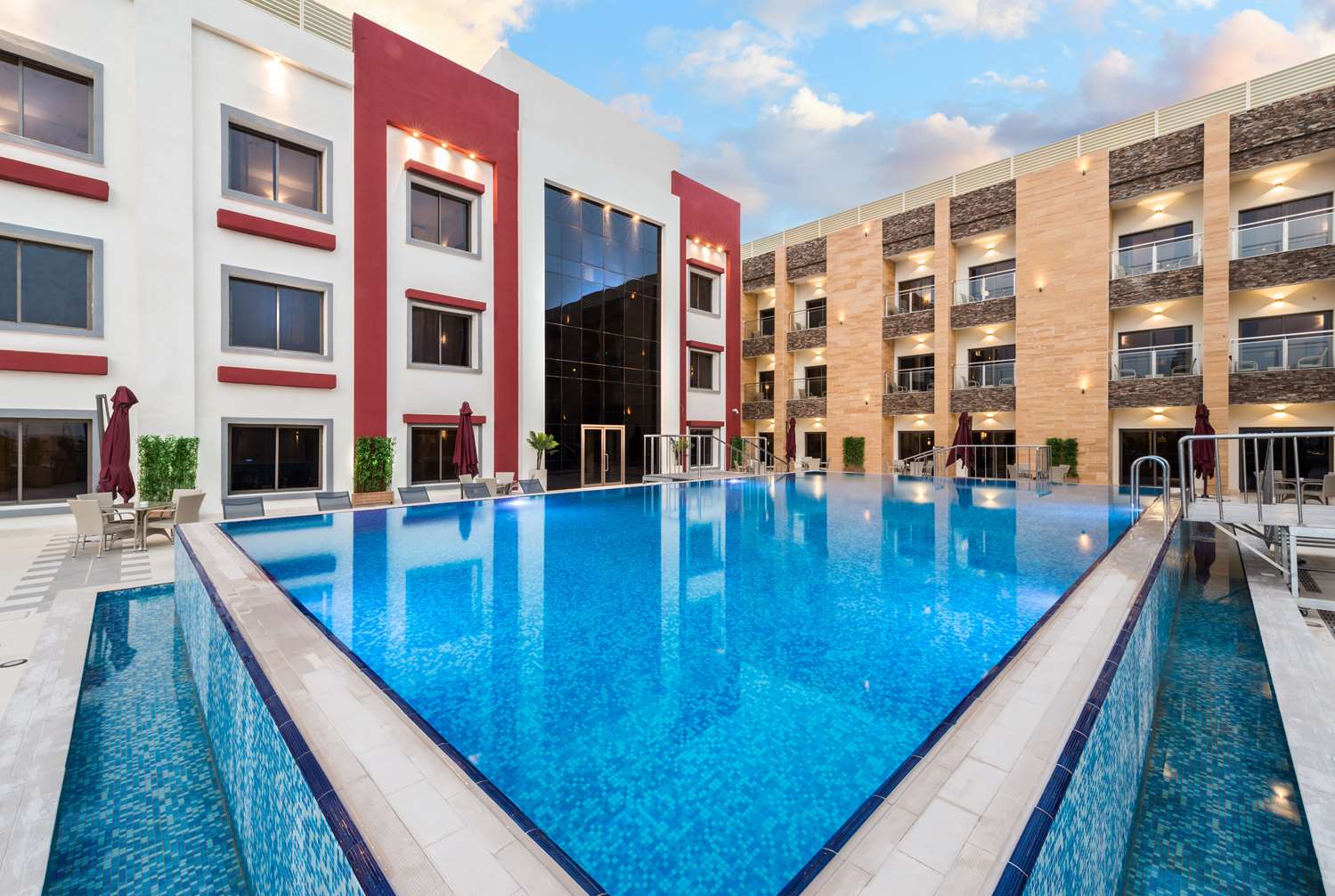 بست ويسترن بلس القريات سيتي سنتر(Best Western Plus Al Qurayyat City Center) 32/33