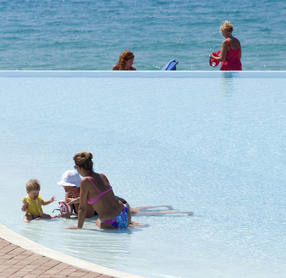 Colonna Grand Hotel Capo Testa 39/50