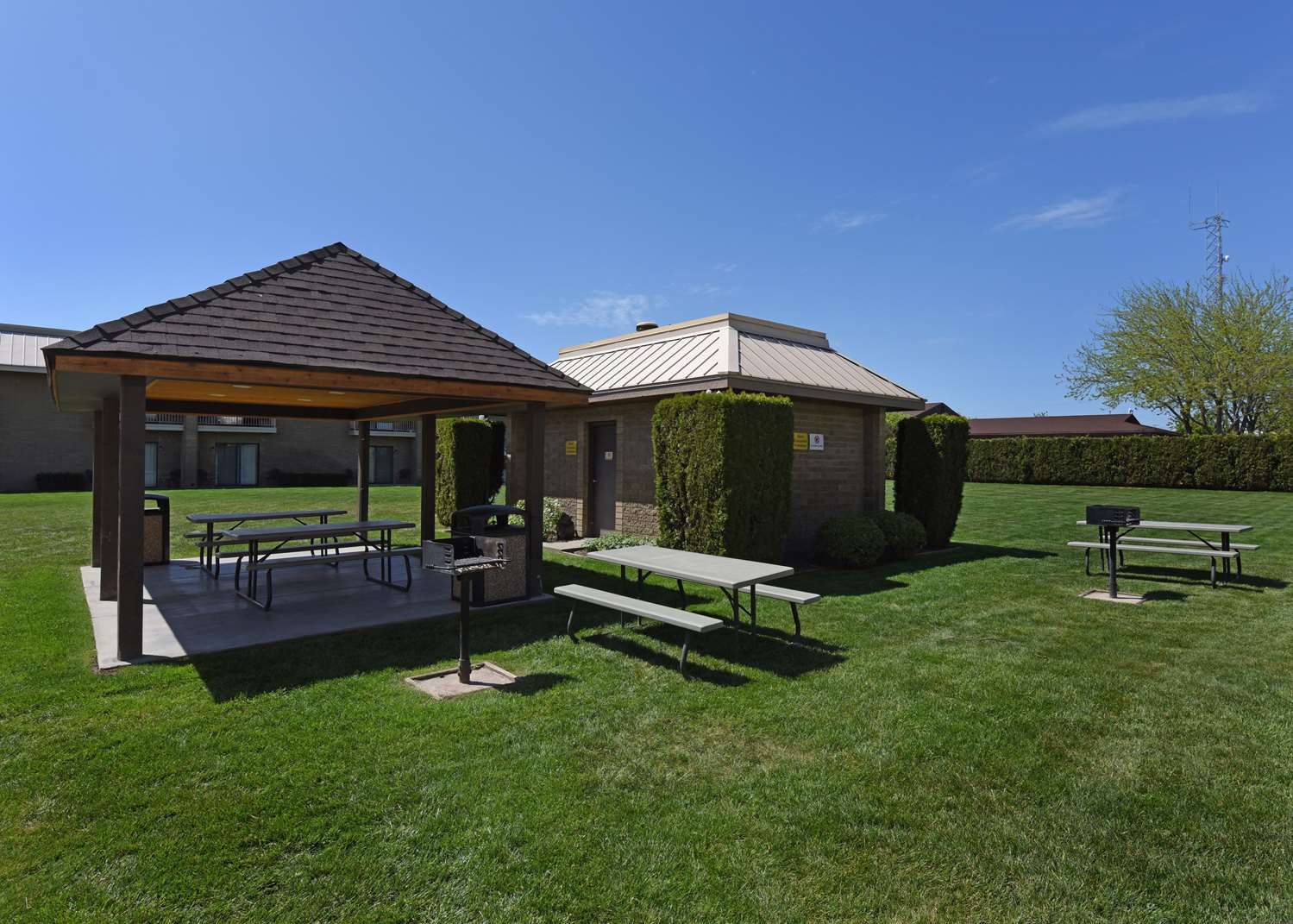Best Western Plus Ahtanum Inn 47/49