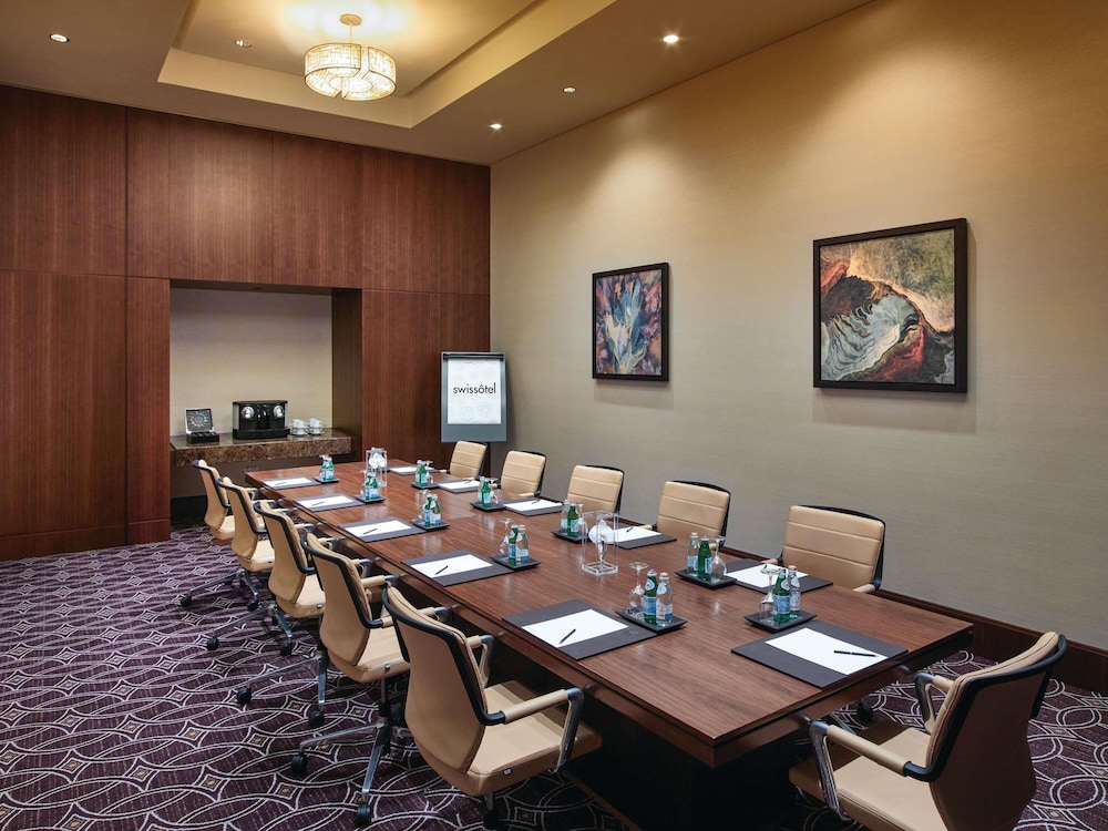 Swissotel Living Al Ghurair 52/64