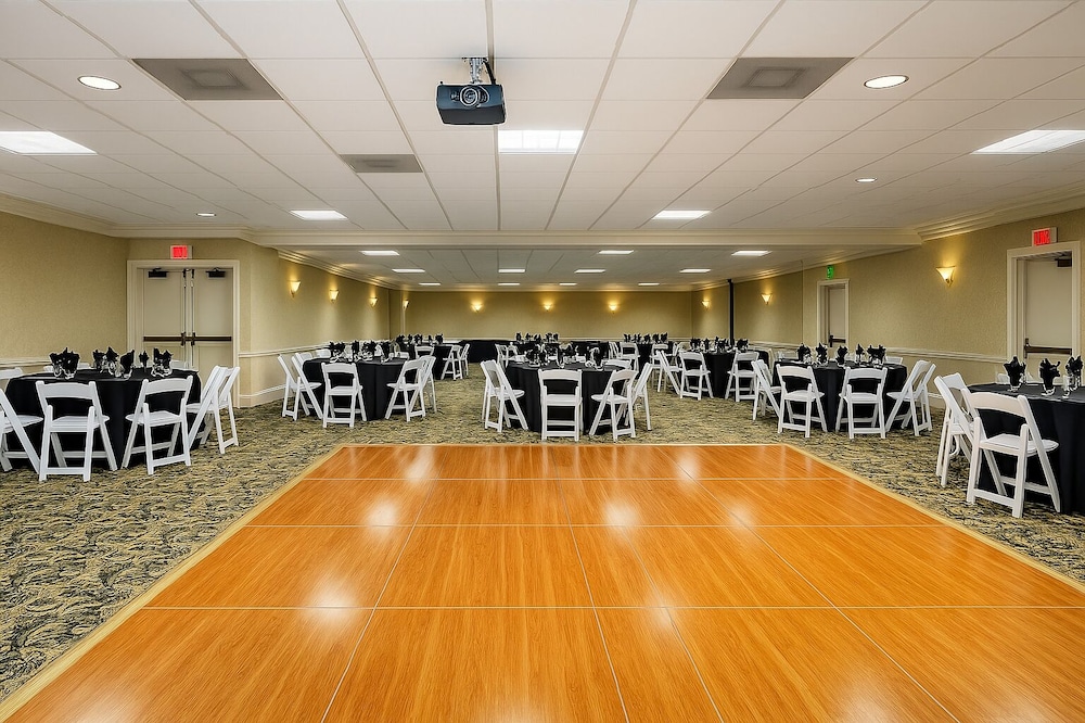 HISTORIC SANTA MARIA INN 60/67