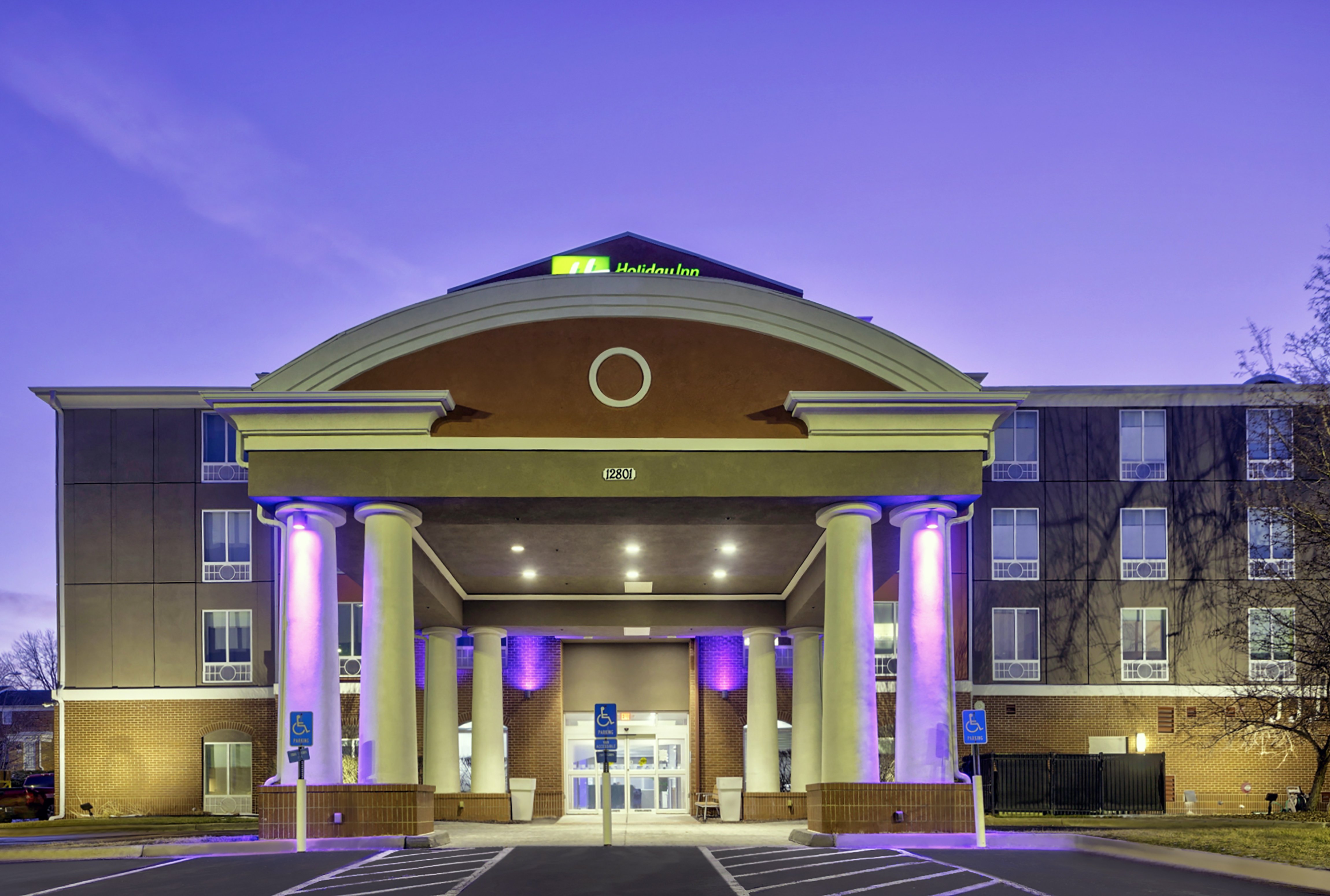 Holiday Inn Express Hotel And Suites Kansas City Grandview 2/64