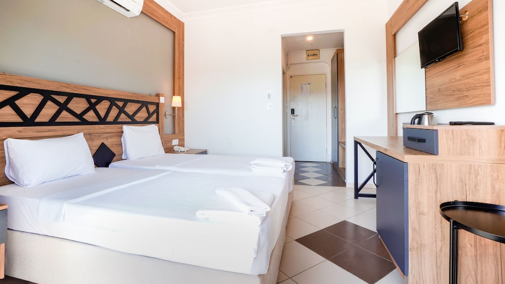 Istanbul Beach Hotel 16/50