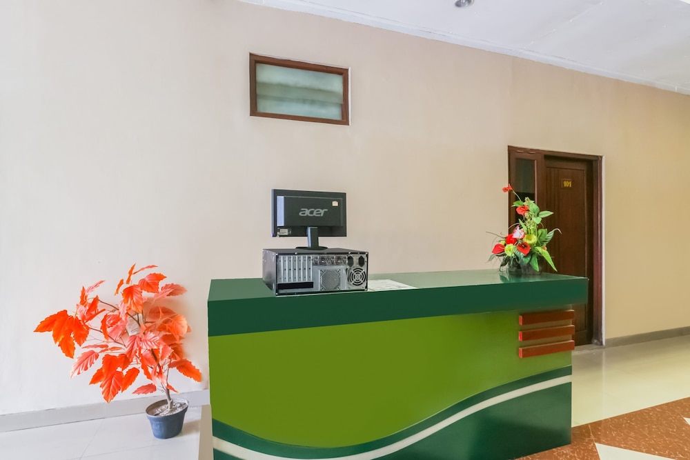 OYO 90193 D'waru Homestay Syariah 2/23