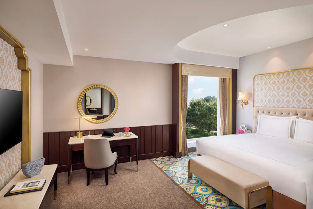 Taj Gandhinagar Resort and Spa 12/52