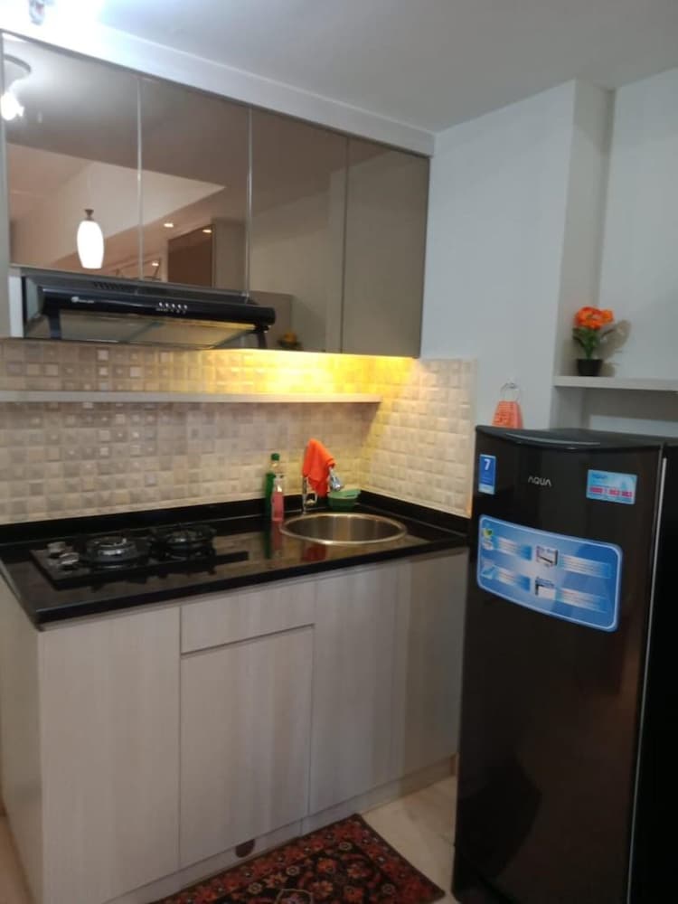 Springlake Apartment Summarecon by Veeroom by ZUZU 9/42