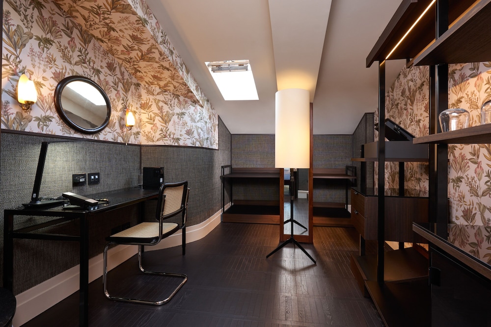 TB Place Roma 42/50