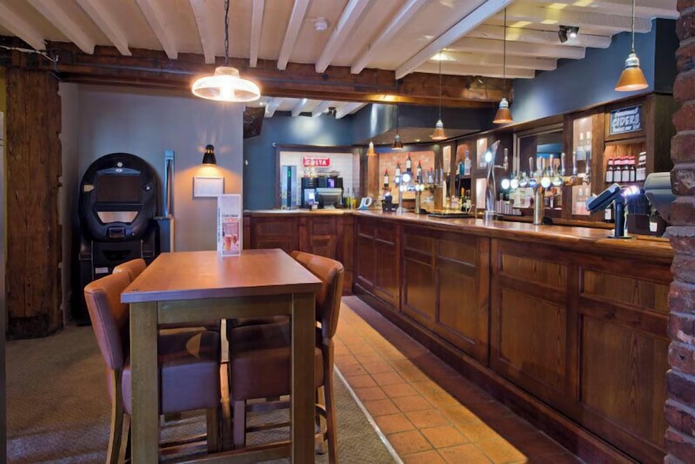 Premier Inn Cambridge North (Girton) 40/54