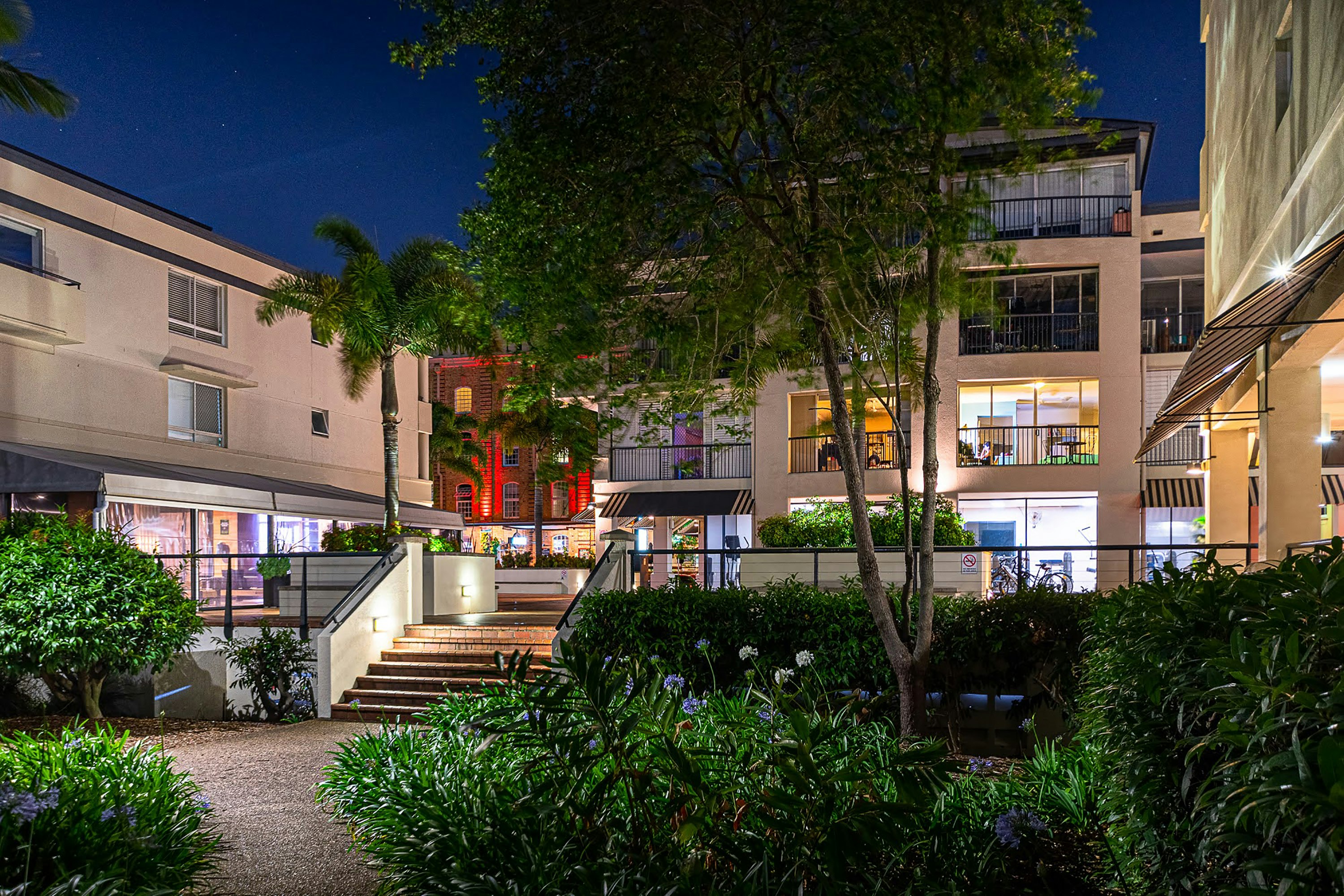 Goldsborough Place Apartments 28/30