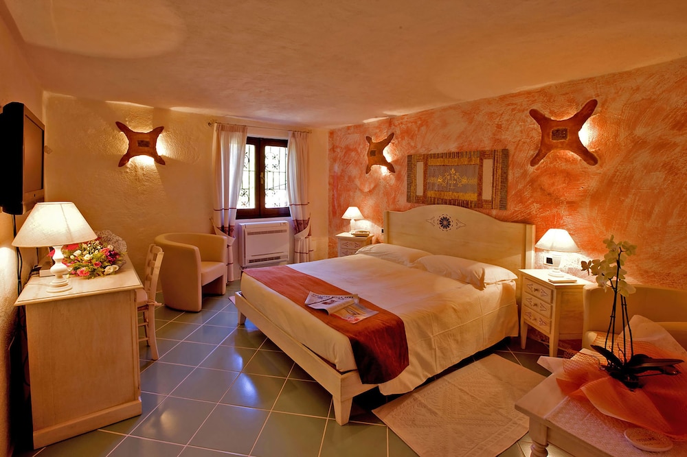 Hotel Don Diego 12/65