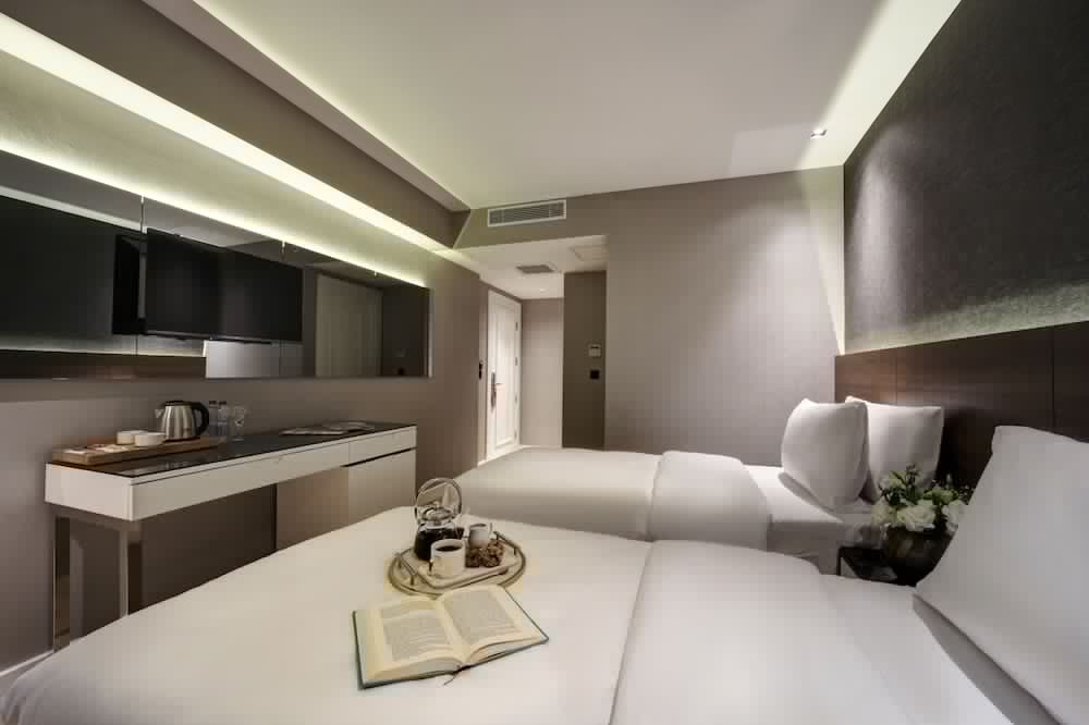 Dora Pera Hotel 31/63